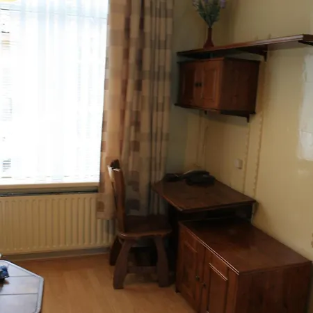 3-bedroom Home, Walking Distance To Train Station Nyaraló Voorschoten