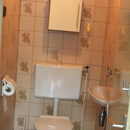 3-bedroom Home, Walking Distance To Train Station Voorschoten